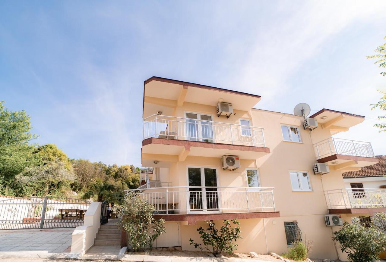 Villa Katharina Utjeha Luaran gambar
