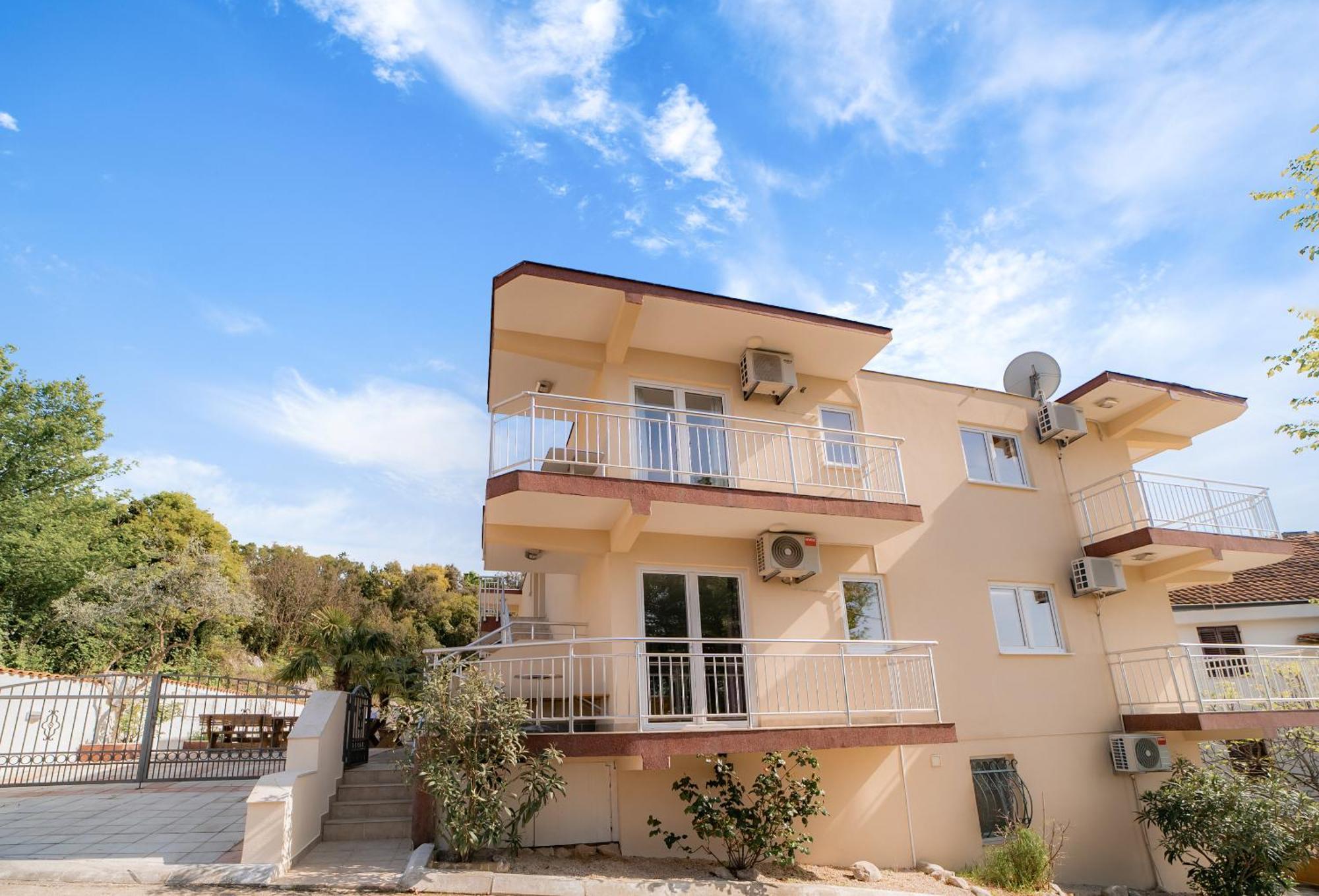 Villa Katharina Utjeha Luaran gambar
