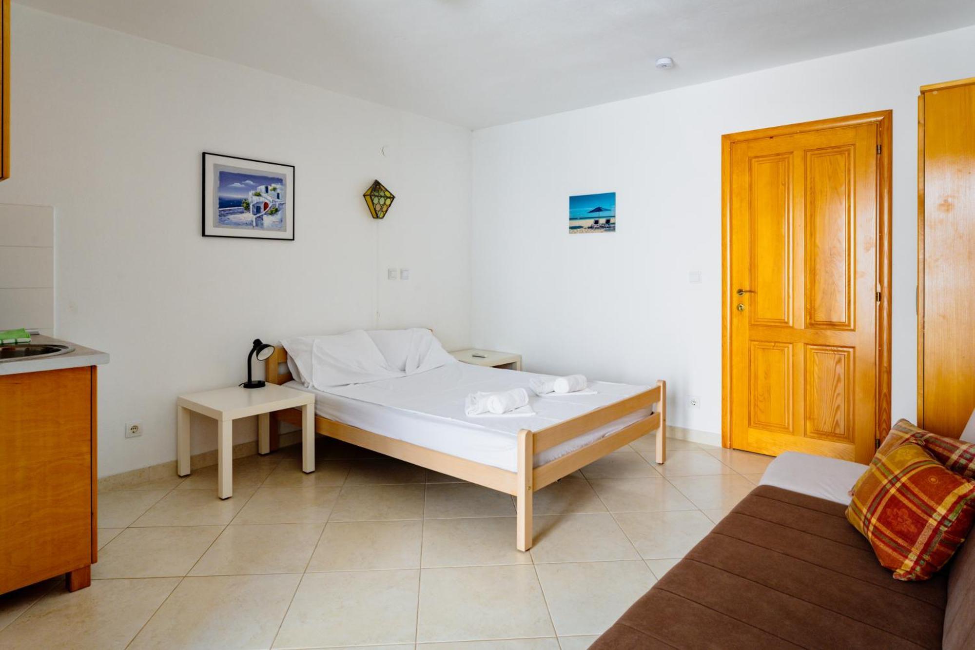 Villa Katharina Utjeha Bilik gambar